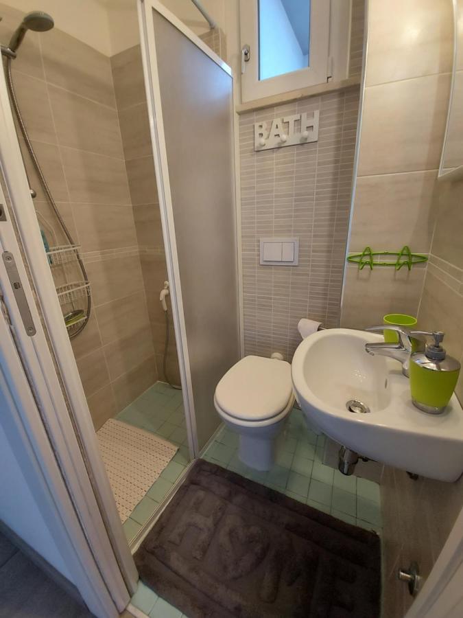 La Pineta - Delightful Small Apartment Near The City Center L'Aquila Eksteriør billede