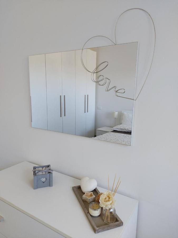 La Pineta - Delightful Small Apartment Near The City Center L'Aquila Eksteriør billede